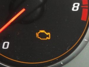 Picture of engine management light on Honda CR-V