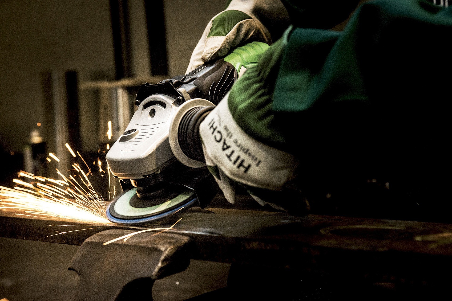 Sharpen Mower Blades With Angle Grinder